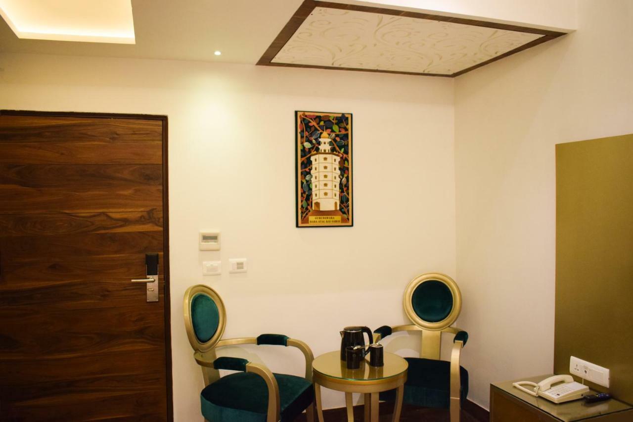 One Earth Gg Regency Hotel Amritsar Exterior photo