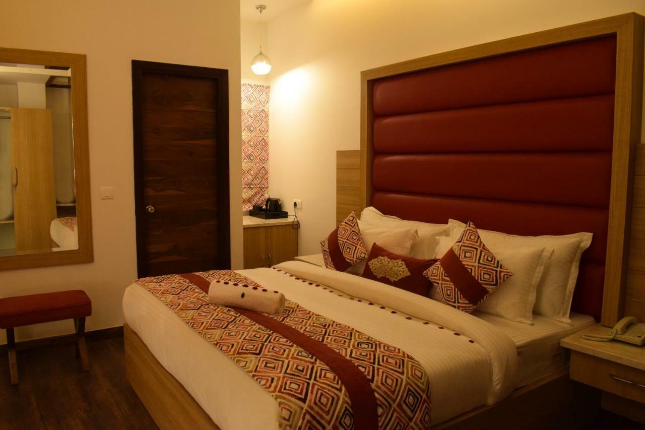 One Earth Gg Regency Hotel Amritsar Exterior photo